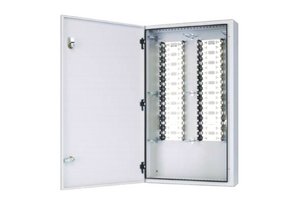 LSA-PLUS® Connection Box, 500 Series, holds up to 2 x 20 Series 2 LSA-PLUS modules