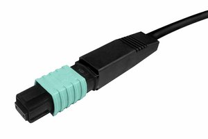 Qwik-Fuse MPO Connector, UNPINNED, OM3/4/5, Aqua, for 3.0 mm round cable, single pack